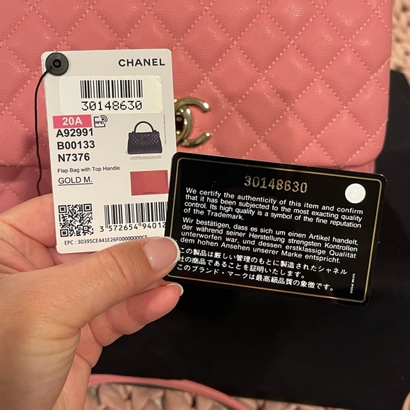 ❌ SOLD ❌✨Gorgoeus Chanel 20A CoCo Handle✨ - Picture 8 of 14